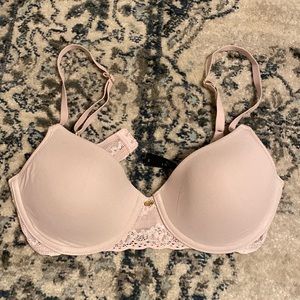 Worn once! Natori pale pink bra